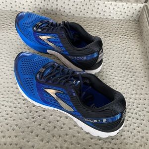Brooks Ghost 9, new in box, men’s size 12 D, medium